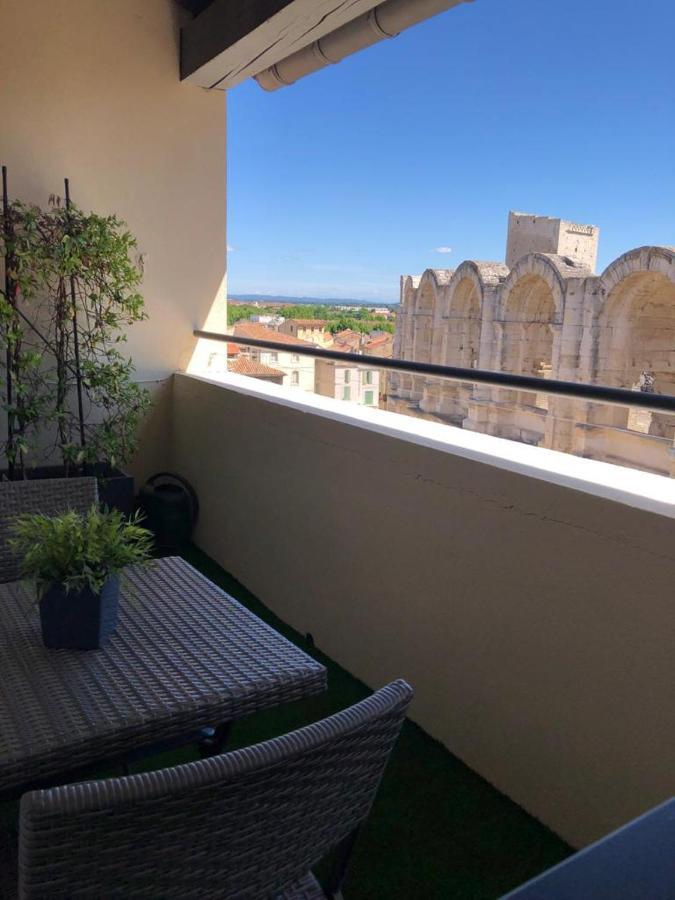 Climatise Avec Balcon Face Aux Arenes D'arles Arles